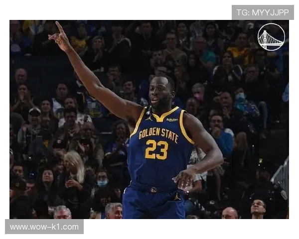 克里斯·保罗挡拆组织刷新效率，助力球队关键时刻拉开比分