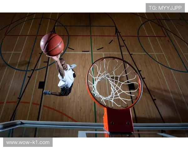 篮球比赛中干扰球判罚在NBA与国际篮联有何不同